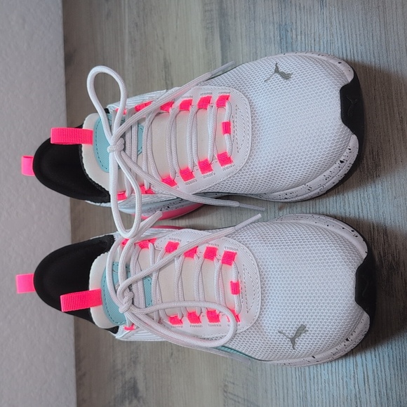 PUMA Amplifier Speckle Sneakers Running Athletic Shoes White Pink Aqua Size 8 - Picture 2 of 10